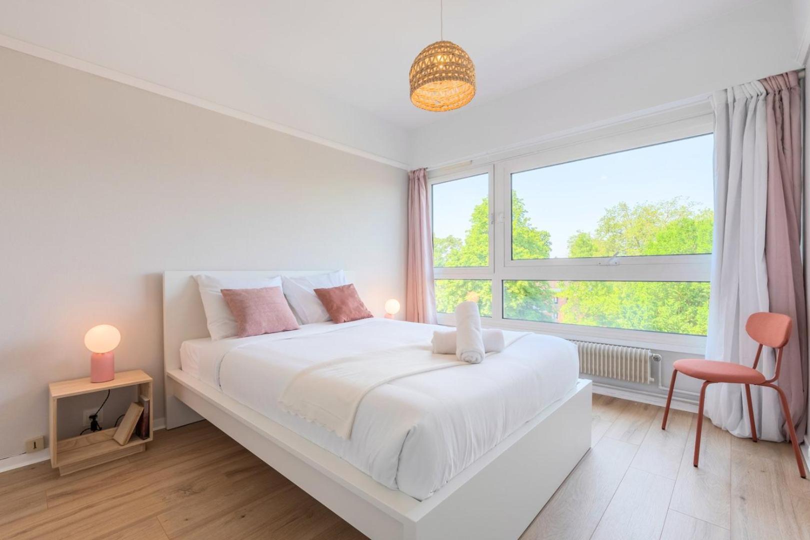 Spacious 3 Bedroom Apartment & Private Parking! Lambersart Екстериор снимка