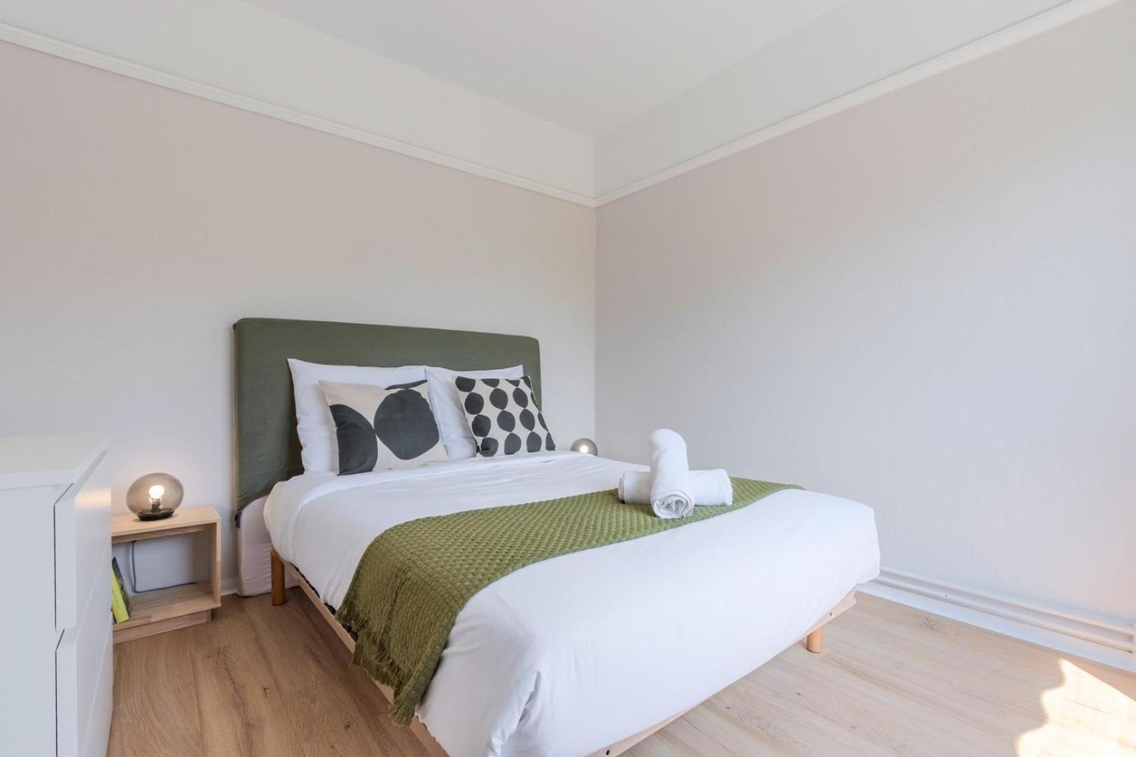 Spacious 3 Bedroom Apartment & Private Parking! Lambersart Екстериор снимка