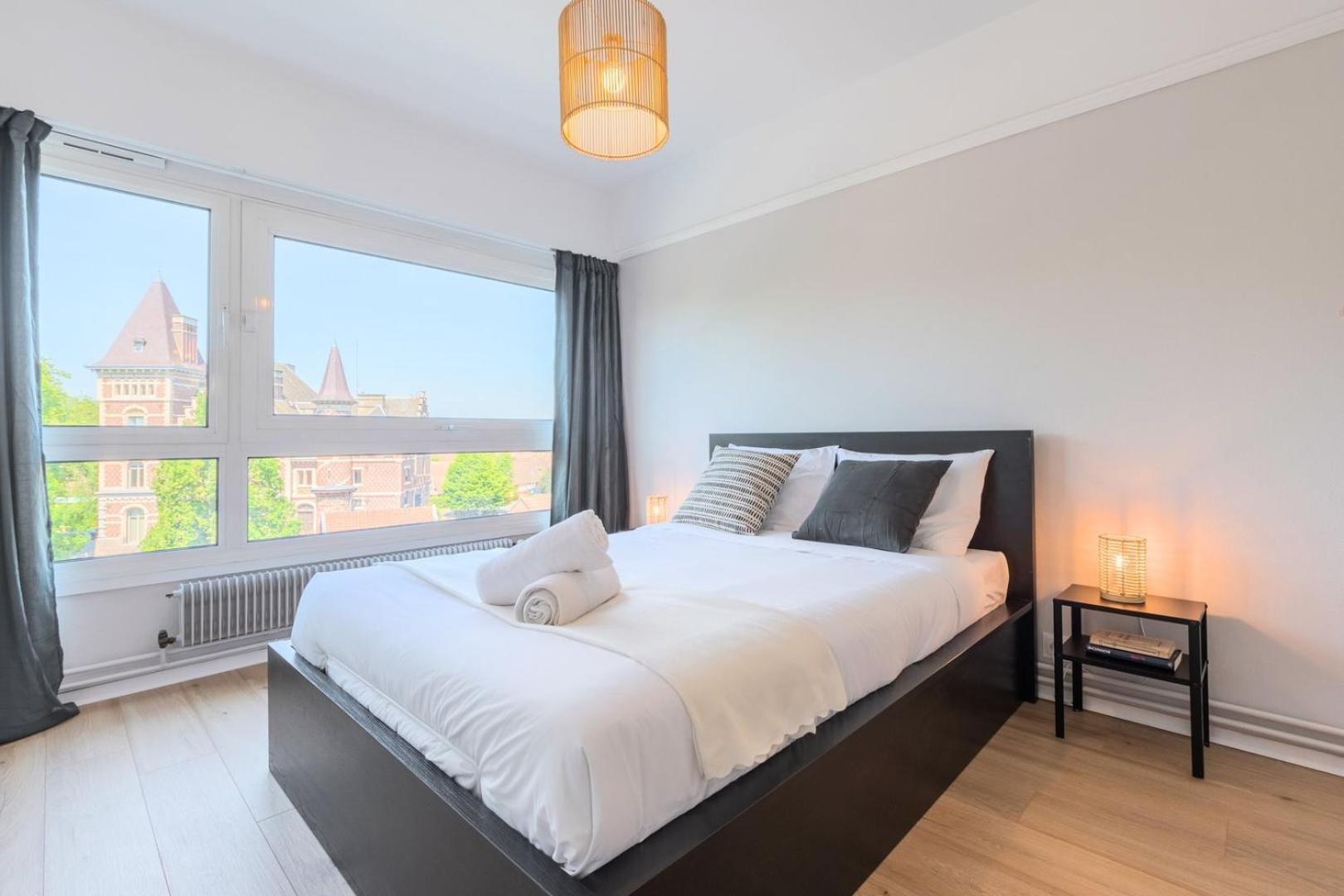 Spacious 3 Bedroom Apartment & Private Parking! Lambersart Екстериор снимка
