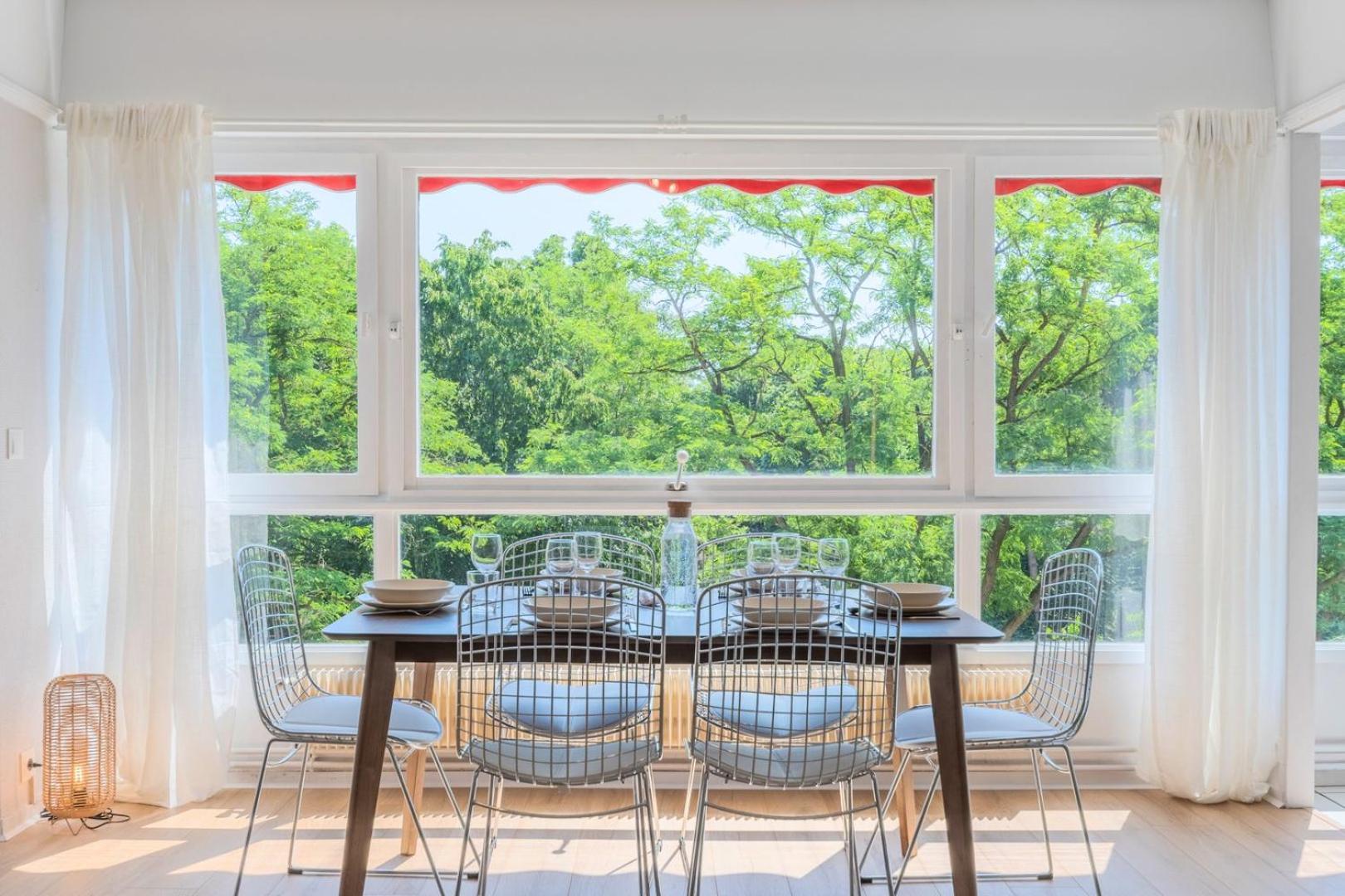 Spacious 3 Bedroom Apartment & Private Parking! Lambersart Екстериор снимка